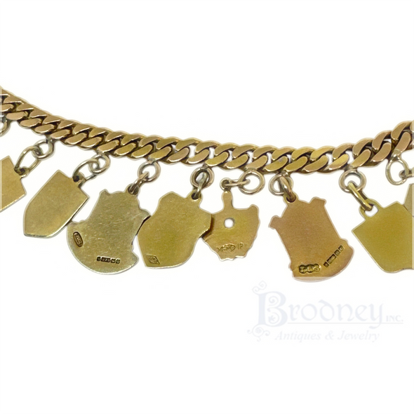 18 Kt Gold Bracelet with 16 Flags and Destinations Charms
