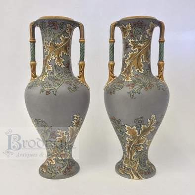german-mettlach-porcelain-set-vases-decorative-arts-soft-paste